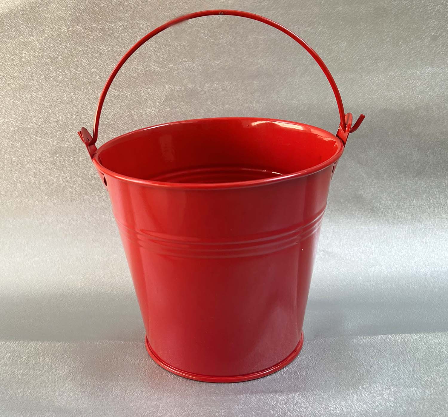 Love Bucket (empty)